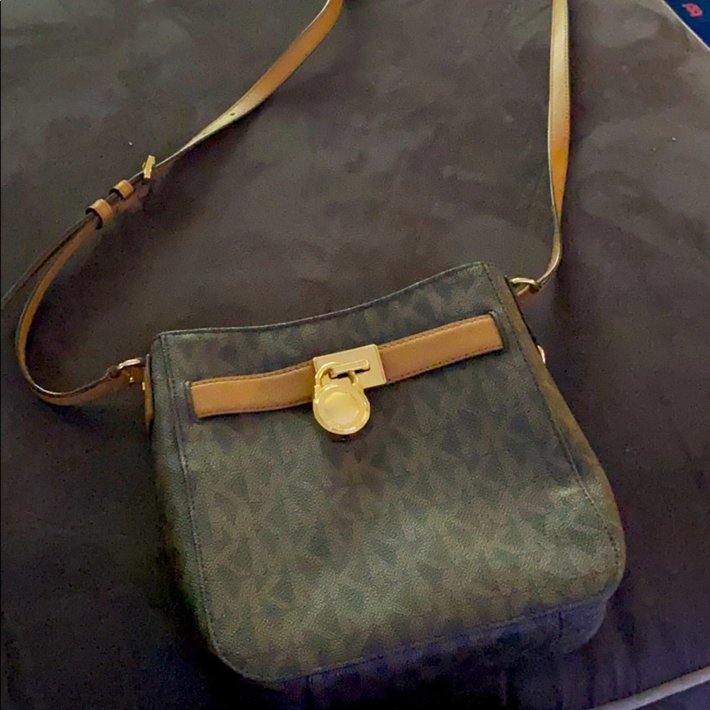 Michael Korrs cross body